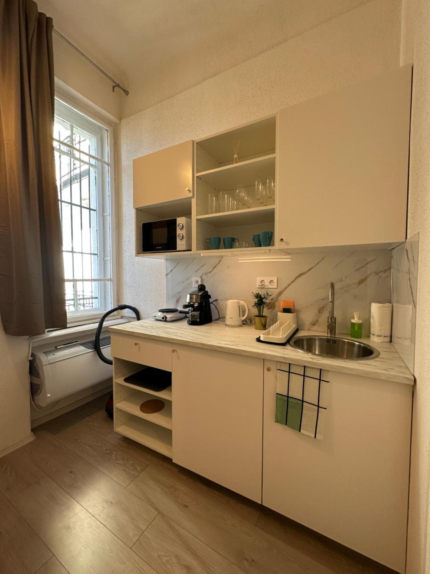 Apartment Deri Corner By Downtown
