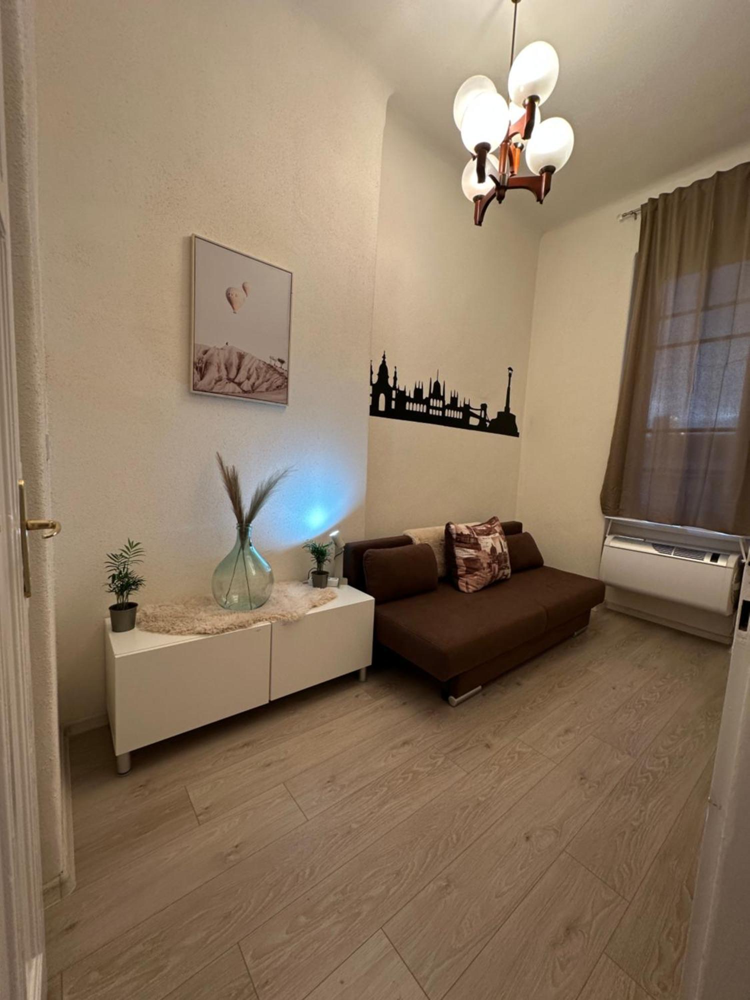 Apartment Deri Corner By Downtown